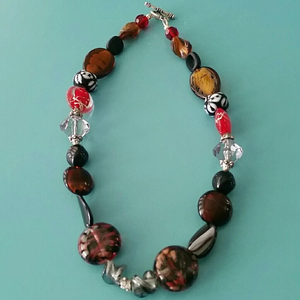 Gorgeous Chunky Beaded Necklace